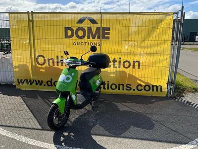 Übersichtsbild von Super SOCO CUx Elektro-Roller